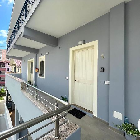 Lumturi Resident Apartment ดูร์เรส ภายนอก รูปภาพ