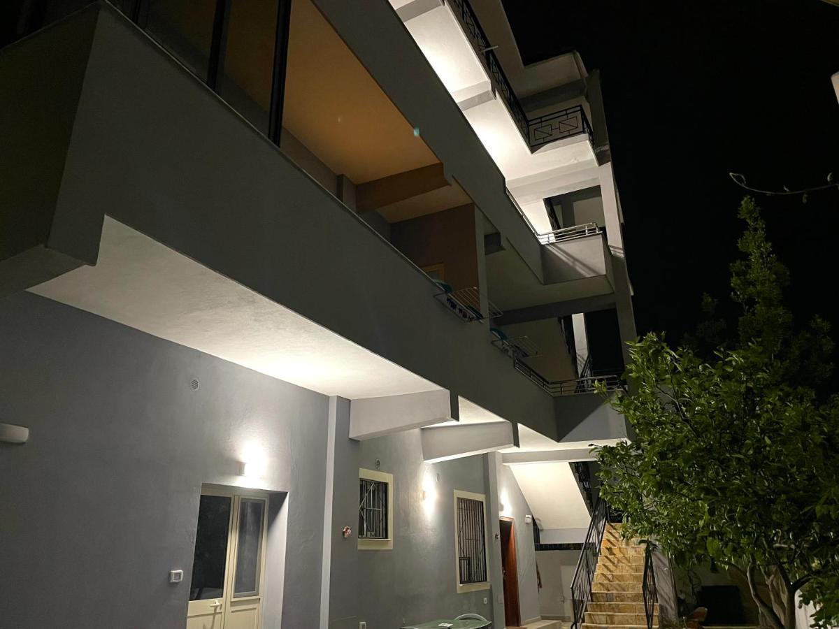 Lumturi Resident Apartment ดูร์เรส ภายนอก รูปภาพ