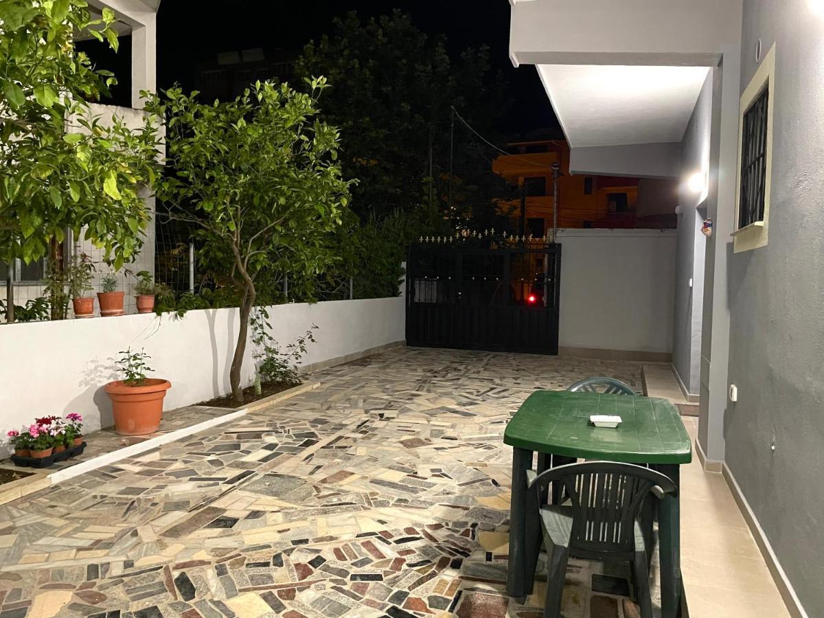 Lumturi Resident Apartment ดูร์เรส ภายนอก รูปภาพ