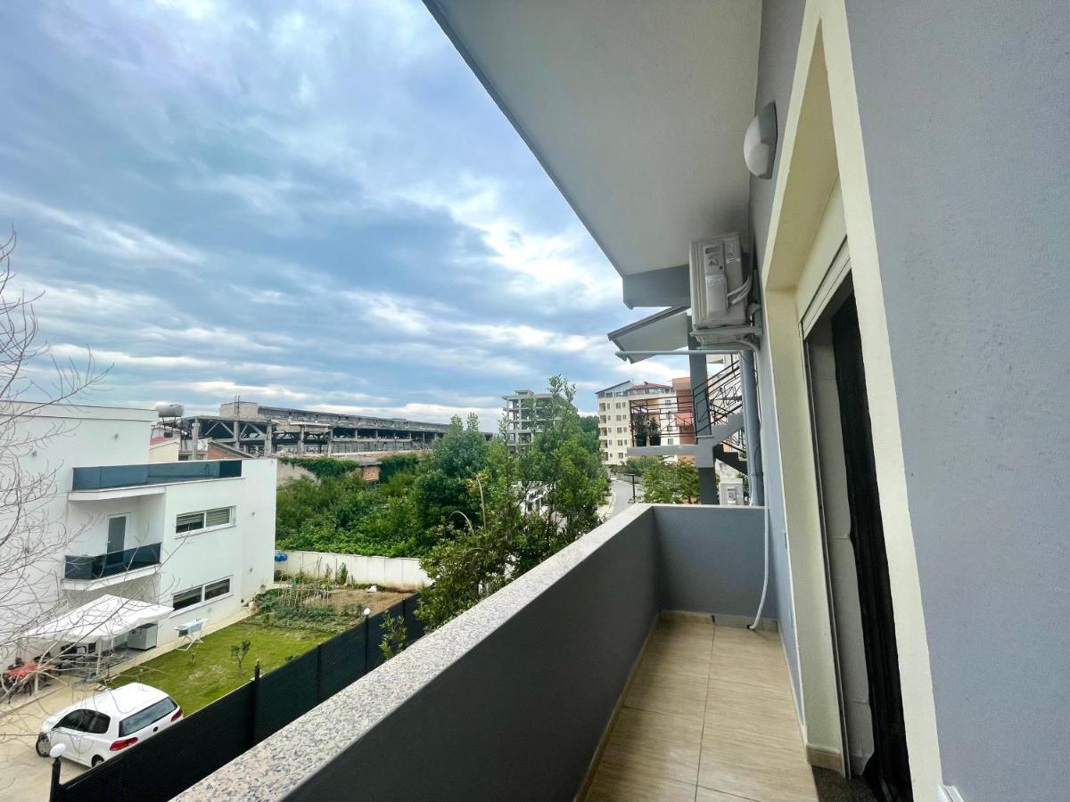 Lumturi Resident Apartment ดูร์เรส ภายนอก รูปภาพ