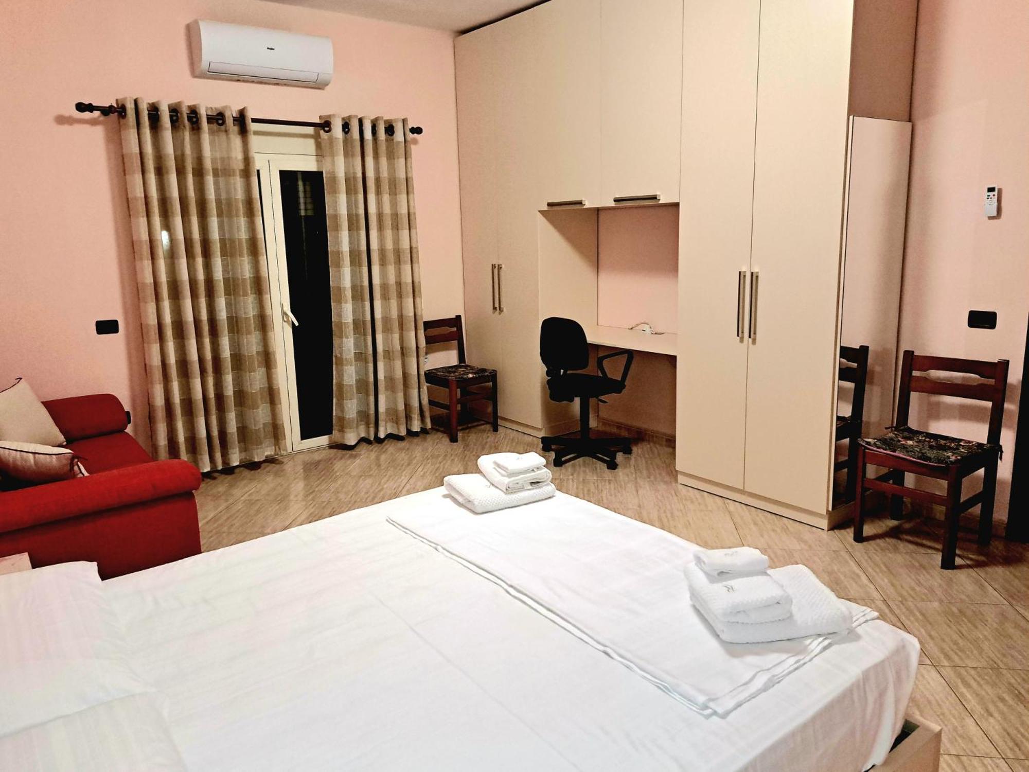 Lumturi Resident Apartment ดูร์เรส ภายนอก รูปภาพ